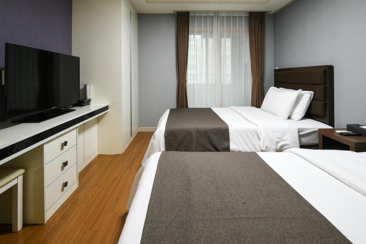 Jeju Airport Hotel מראה חיצוני תמונה