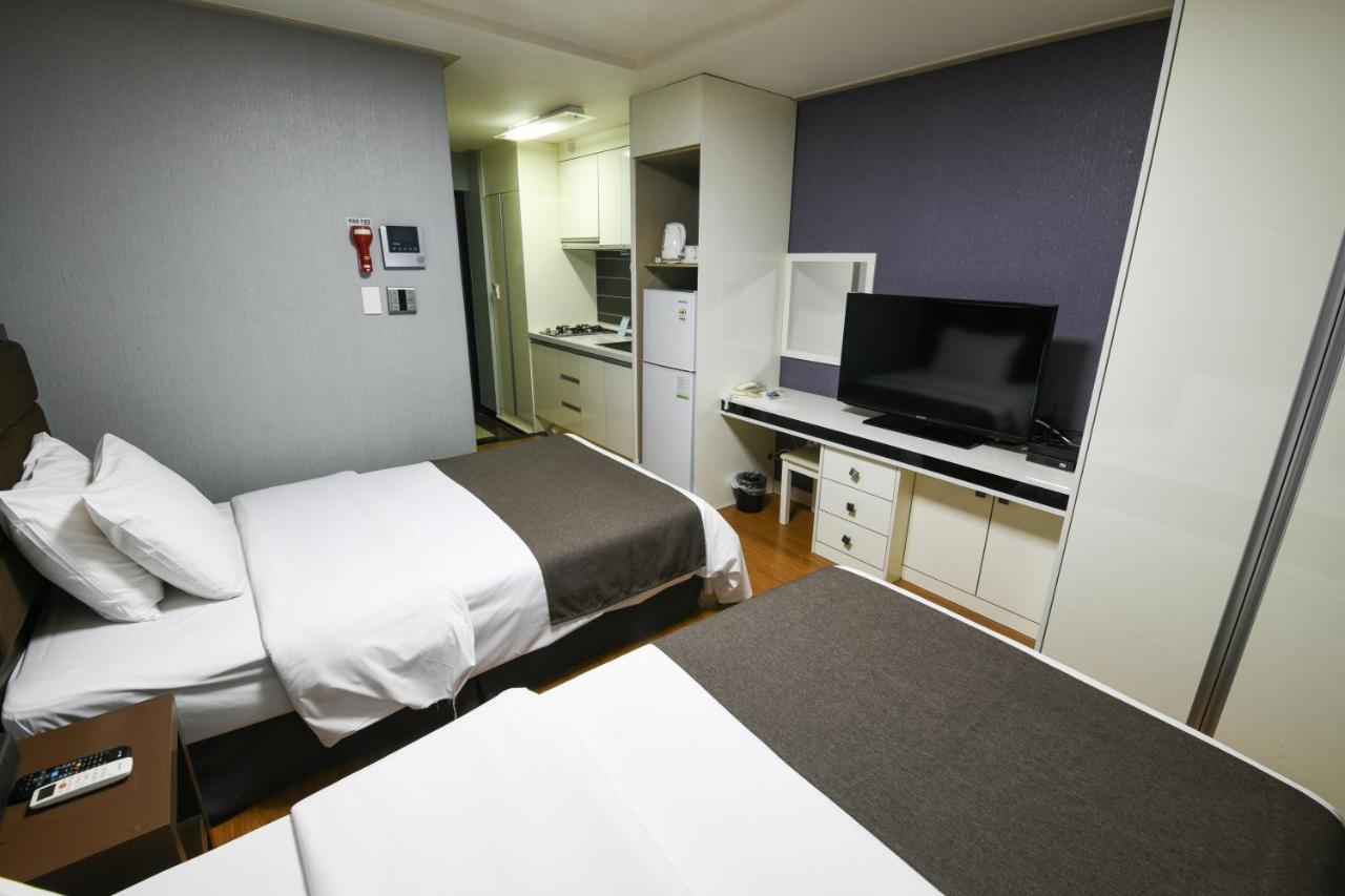 Jeju Airport Hotel מראה חיצוני תמונה
