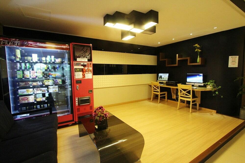Jeju Airport Hotel מראה חיצוני תמונה