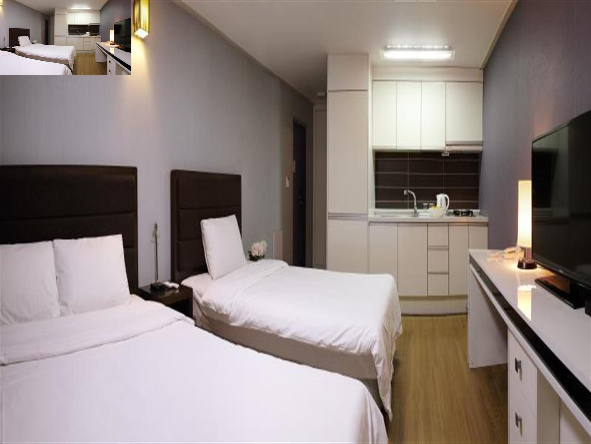 Jeju Airport Hotel מראה חיצוני תמונה