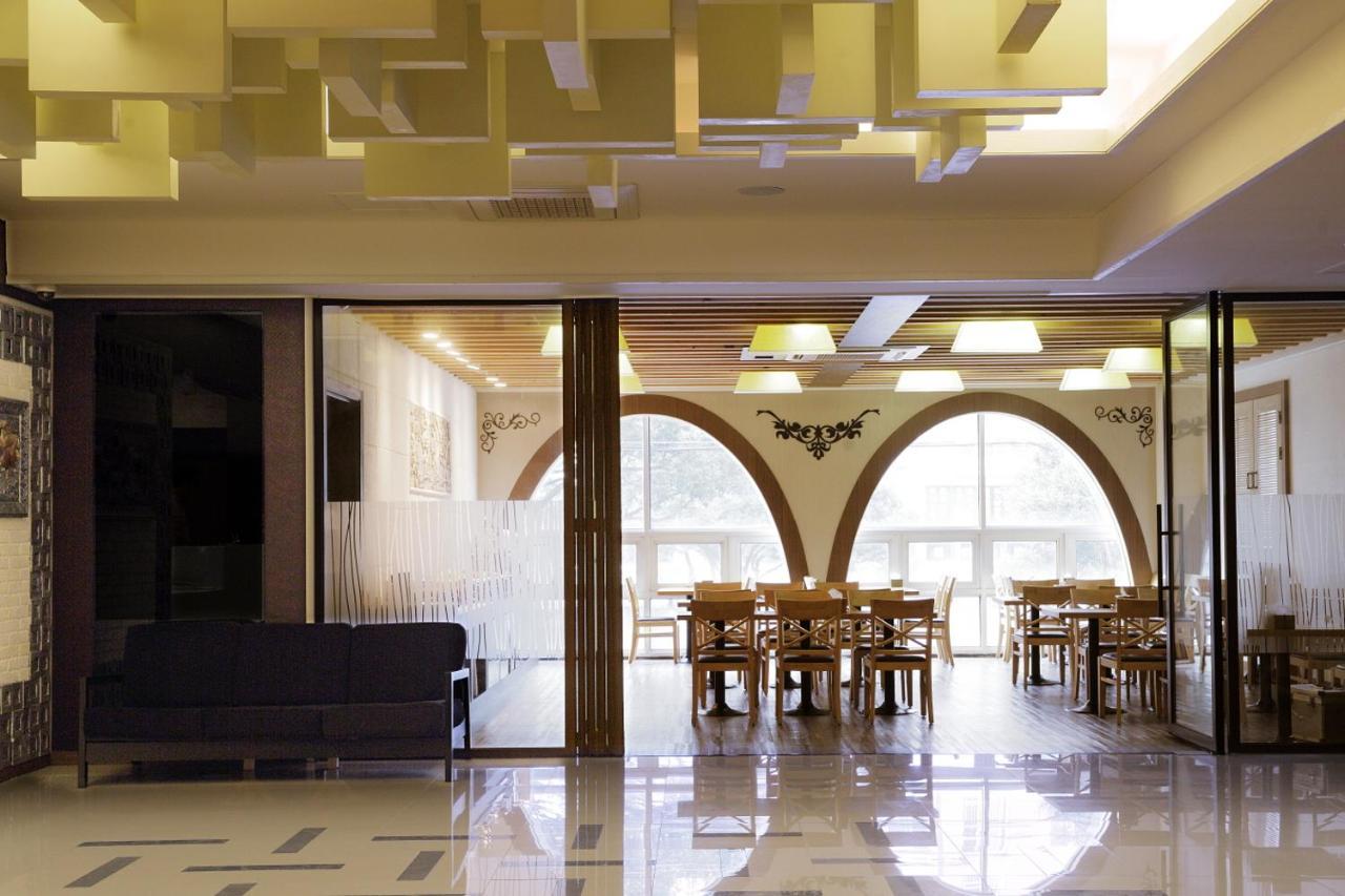 Jeju Airport Hotel מראה חיצוני תמונה